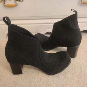 Charleston Shoe Company Booties
